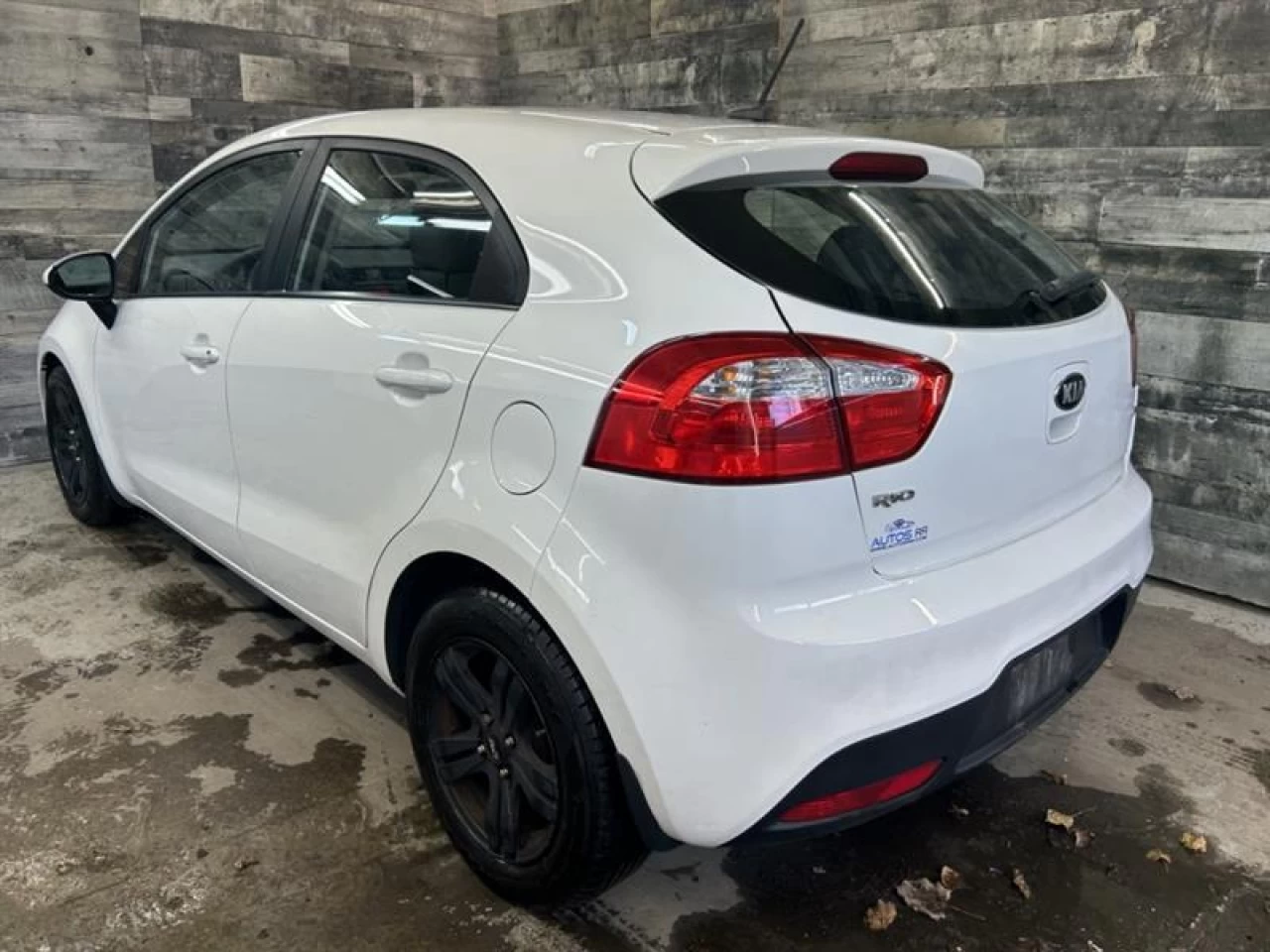 2014 Kia Rio LX Auto Bluetooth Mags ** APPROUVÉE 99,9% ** Image principale