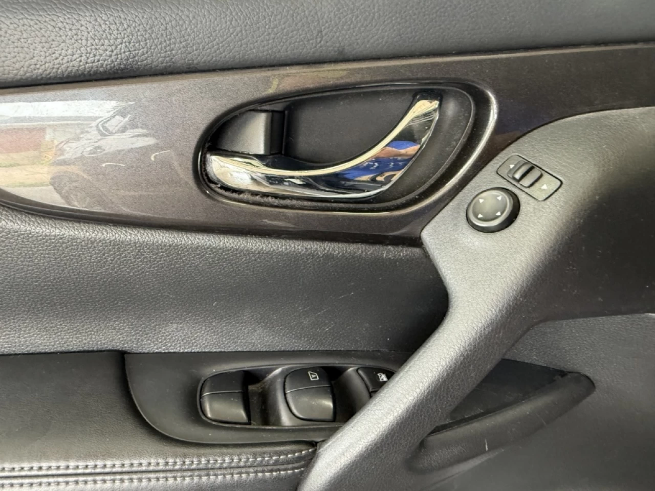 2019 Nissan Rogue S Image principale