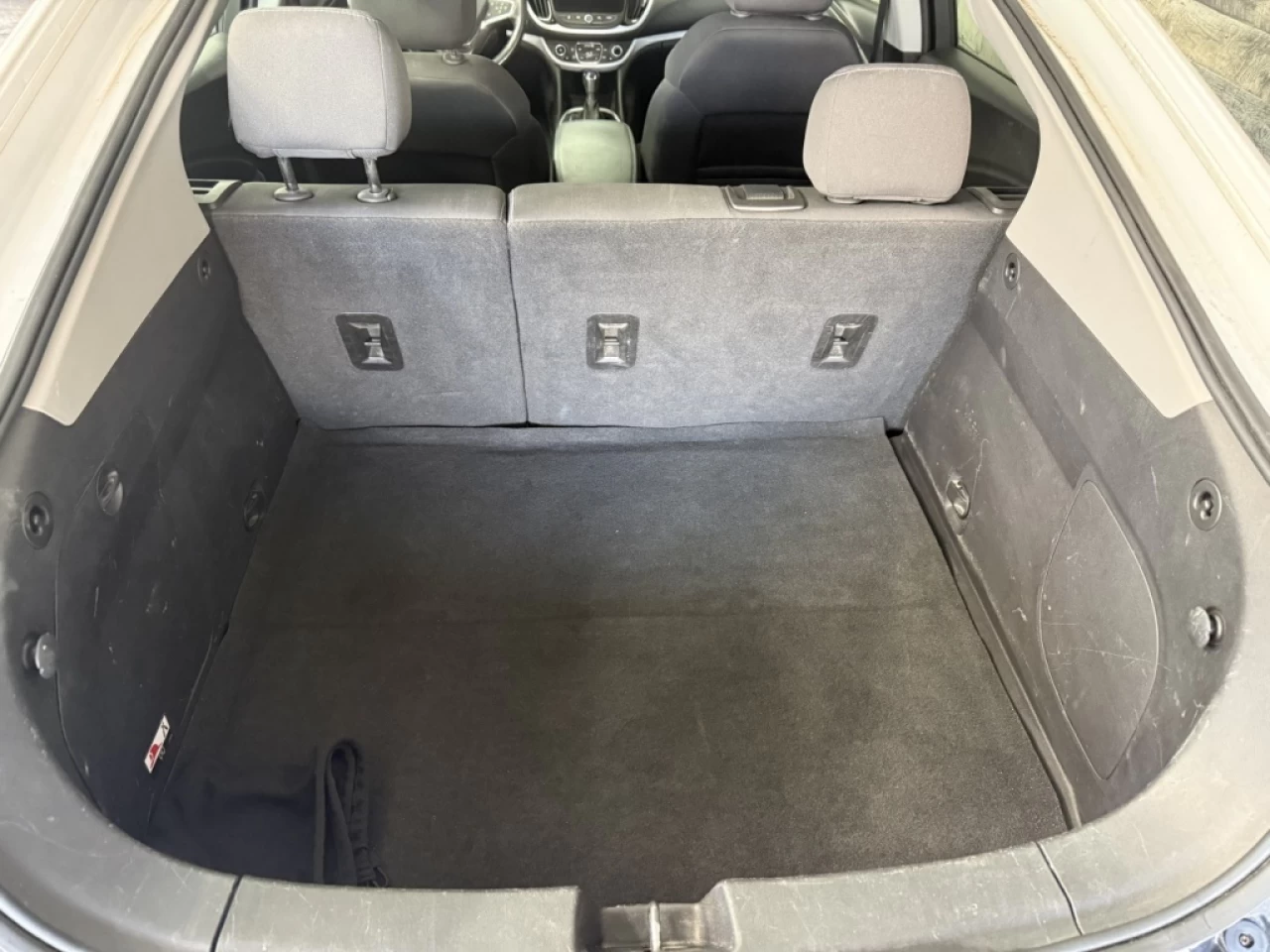 2018 Chevrolet Volt LT BLUETOOTH MAGS **APPROUVÉ À 99,9%** Image principale