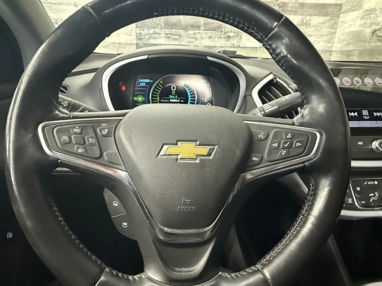 2018 Chevrolet Volt LT BLUETOOTH MAGS **APPROUVÉ À 99,9%** Image principale