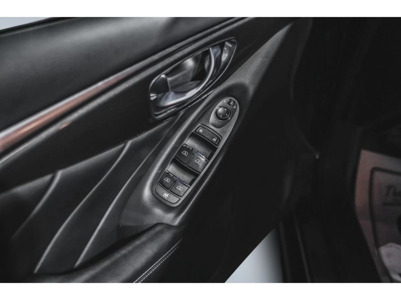 2024 Infiniti Q50 PURE AWD Image principale
