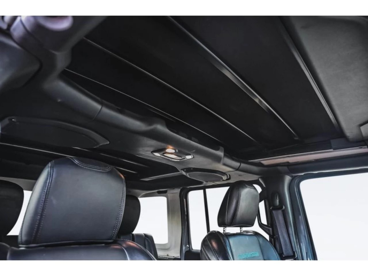2022 Jeep Wrangler 4XE Unlimited Rubicon TOIT SKY ONE-TOUCH Image principale