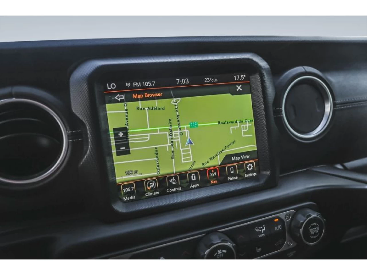 2023 Jeep Wrangler 4XE Sahara 4 Door 4x4 Image principale