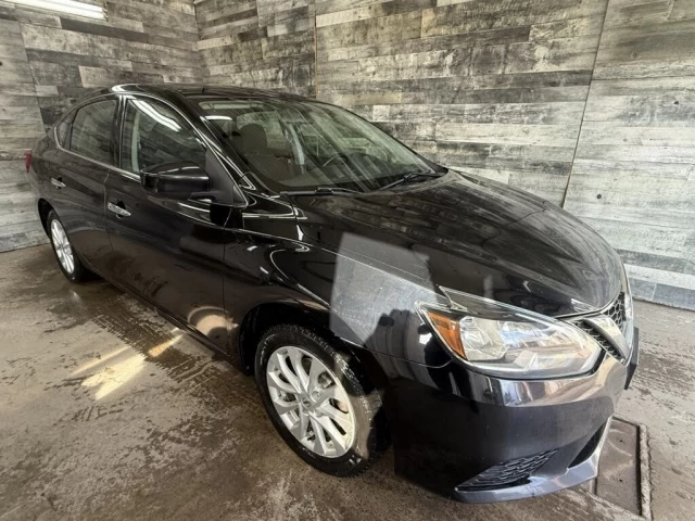 Nissan Sentra AUTO TOIT CAM DE RECUL 2019