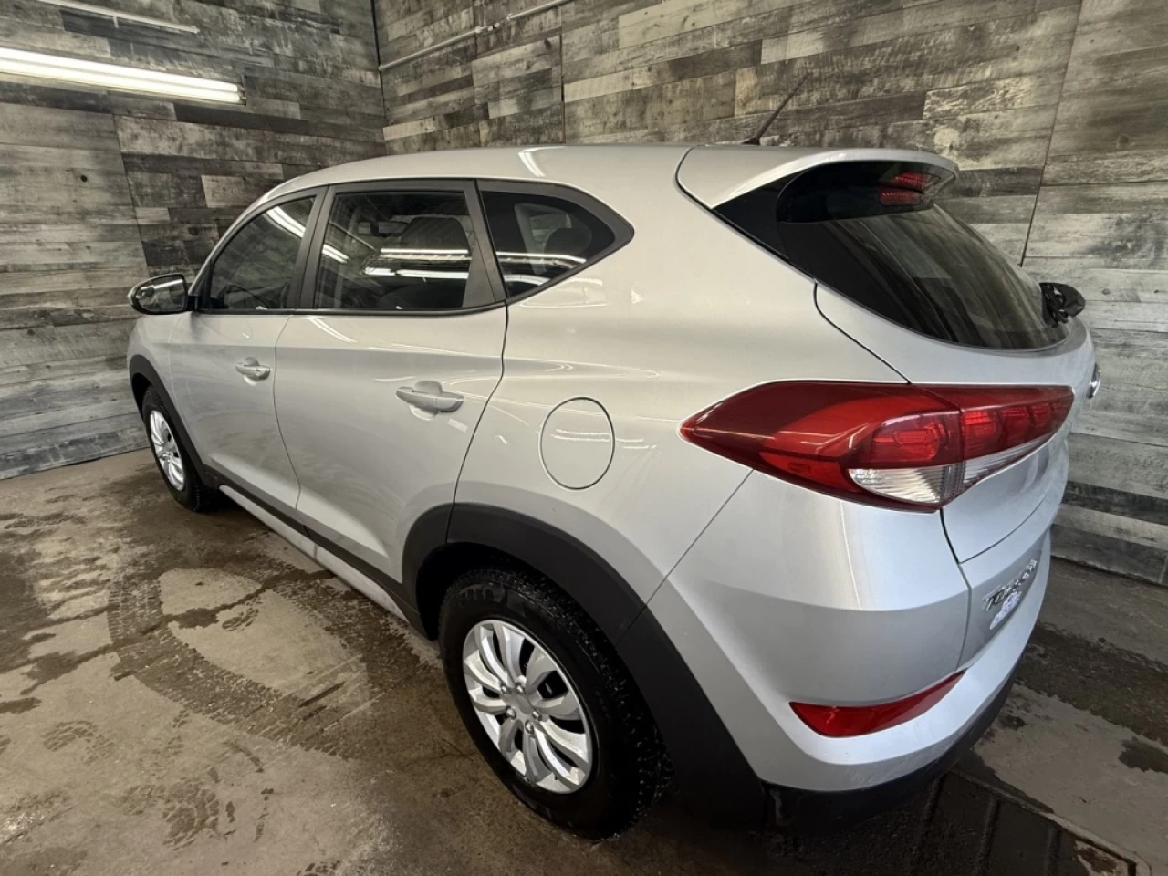 2018 Hyundai Tucson SE AUTO CAM DE RECUL **APPROUVÉ À 99.9%** Main Image