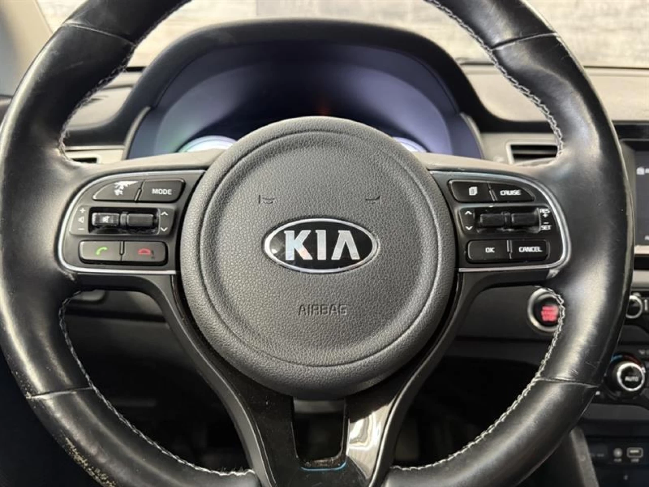 2018 Kia Niro EX Hybrid Cuir Mags ** ApprouvÉ À 99.9% ** Main Image