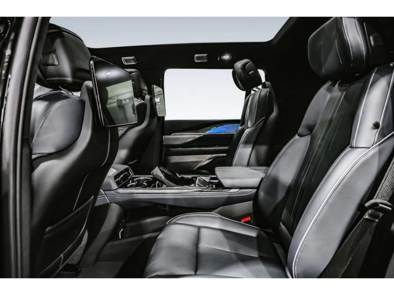 2026 Cadillac Escalade IQL AWD 4dr Premium Sport EXECUTIVE GROUP Image principale