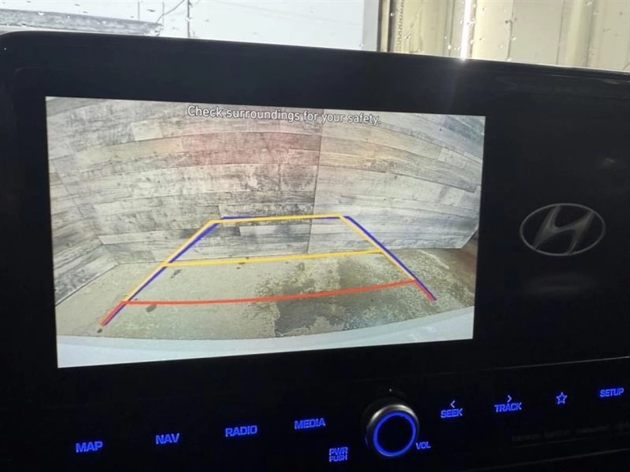2020 Hyundai Ioniq hybride rechargeable PrivilÉgiÉ HYBRIDE APPLE CAR PLAY NAV **APPROUVÉE Image principale
