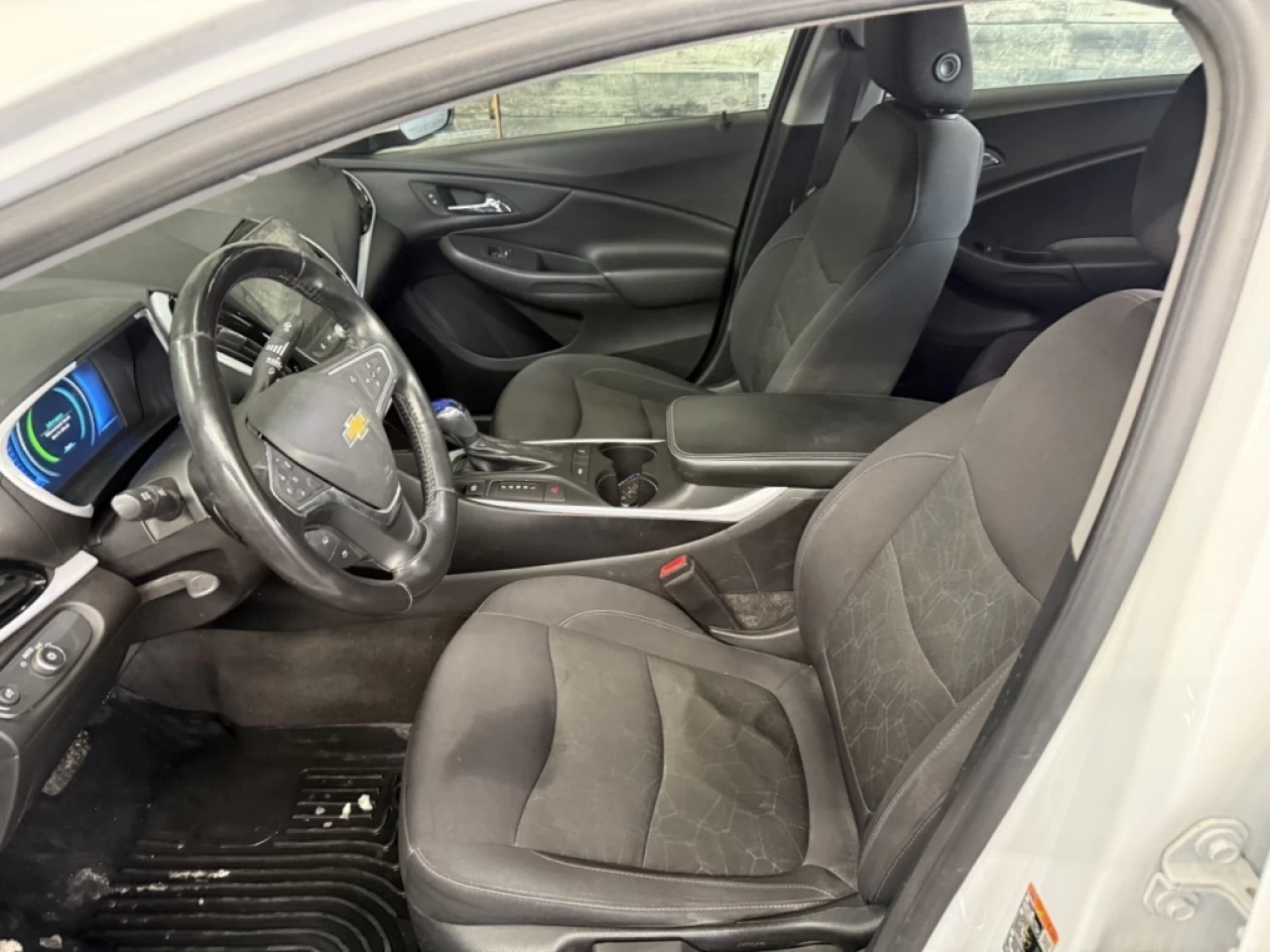 2018 Chevrolet Volt LT BLUETOOTH MAGS **APPROUVÉ À 99,9%** Image principale