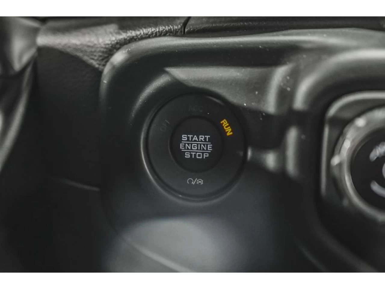 2022 Jeep Wrangler 4XE Unlimited Sahara 4x4 CUIR 2 TOITS Image principale