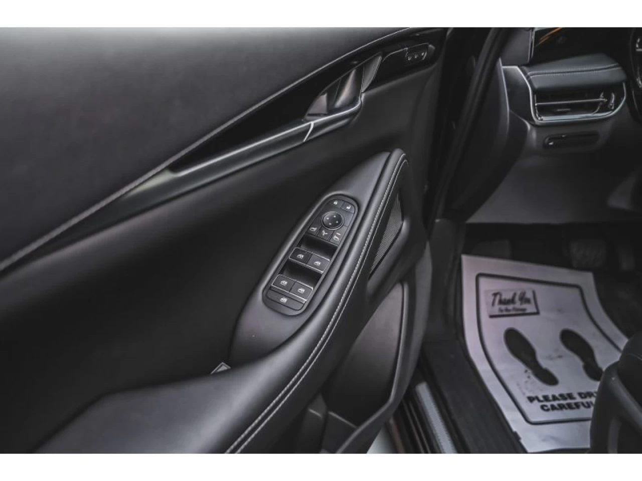 2024 Infiniti QX60 PURE AWD CUIR TOIT PANORAMIQUE Image principale