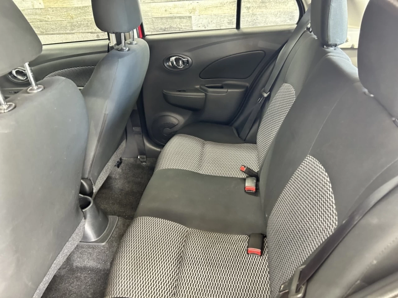 2017 Nissan Micra S AUTO A/C BLUETOOTH **APPROUVÉE 99,9%** Main Image