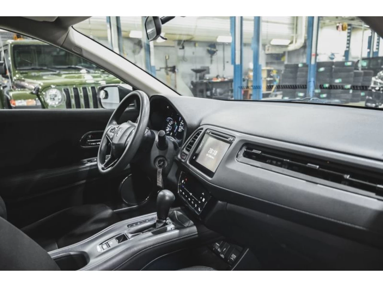 2018 Honda HR-V LX AWD CVT Image principale