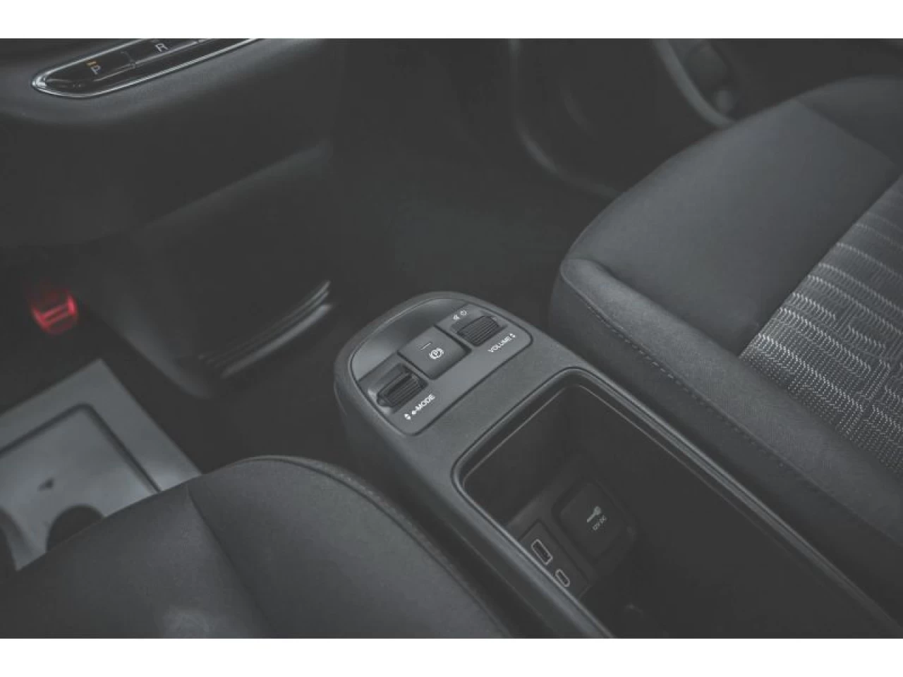 2026 Fiat 500E Pop FWD EV TOUT RABAIS INCLUS (PAVE + ROULEZ VERT) Image principale