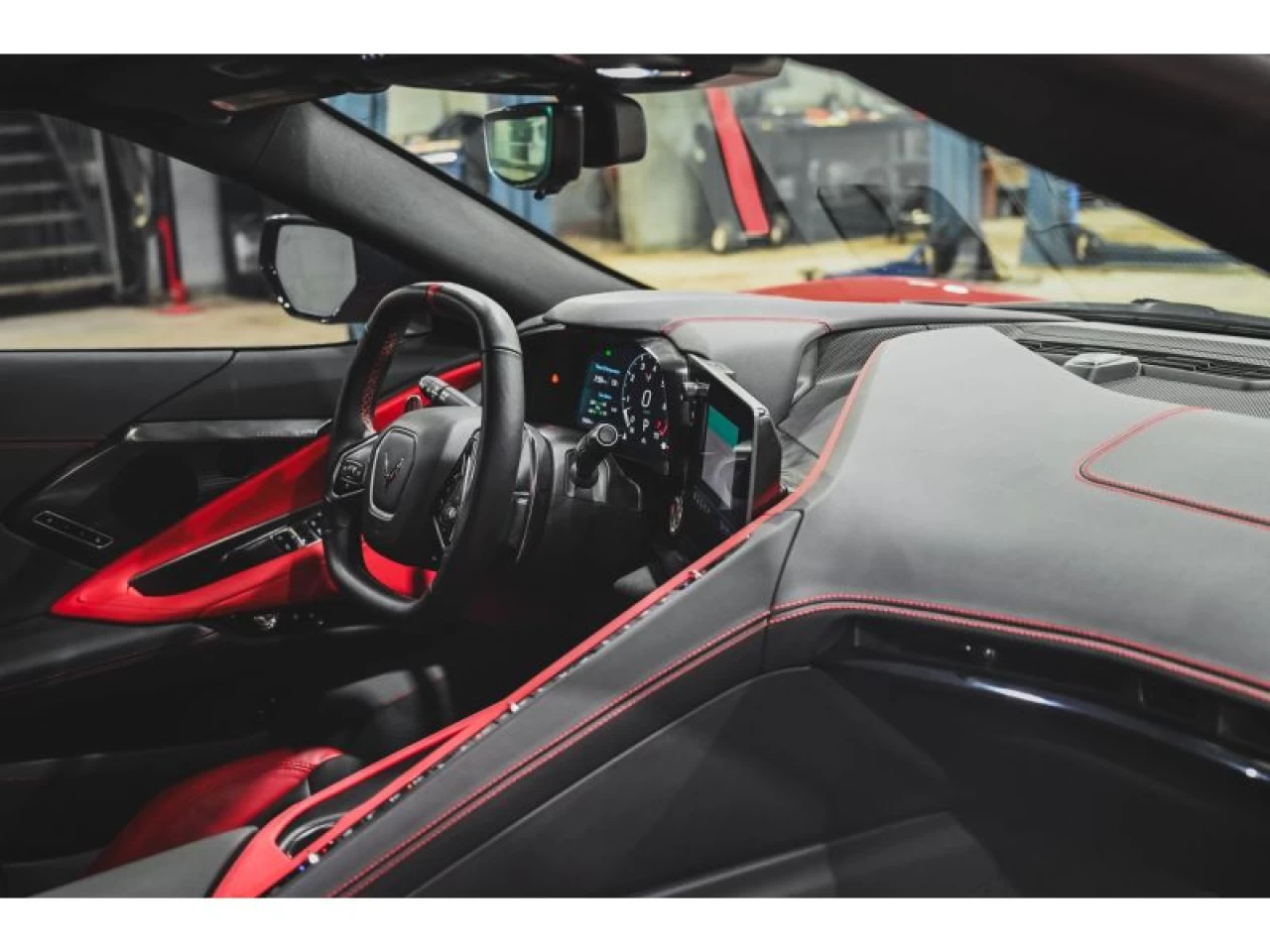 2023 Chevrolet Corvette 2LT CONVERTIBLE ÉCHAPPEMENT PERFORMANCE CARBON FLA Image principale