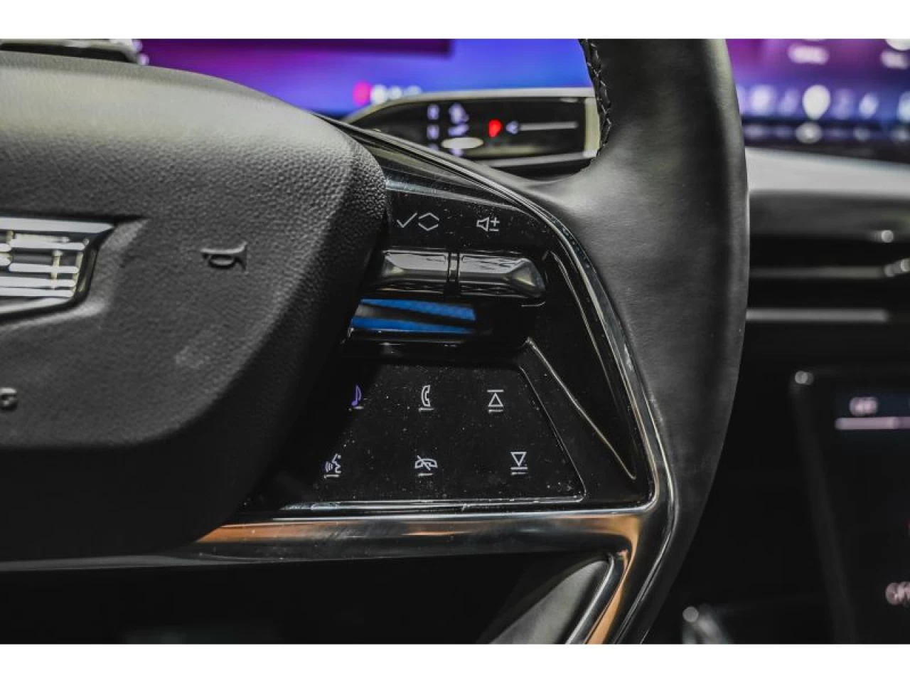 2025 Cadillac Escalade AWD Sport 1 wrap satin valeur 10000$ Image principale