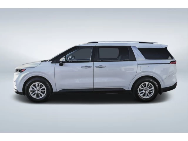 Kia Carnival LX 2024