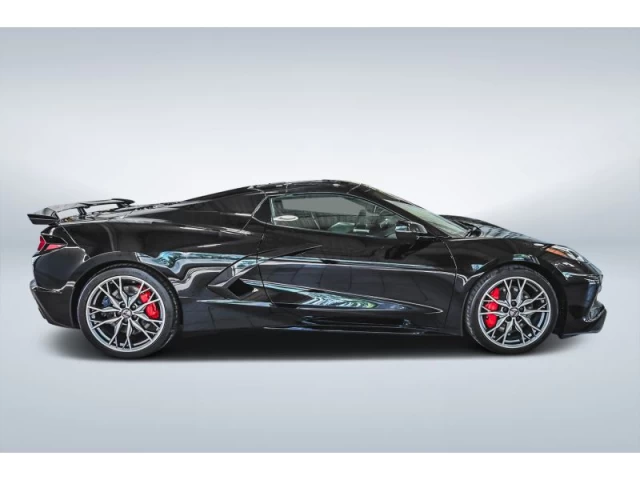 Chevrolet Corvette 2dr Stingray Conv w/3LT Z51 PERFORMANCE GROUP 2025