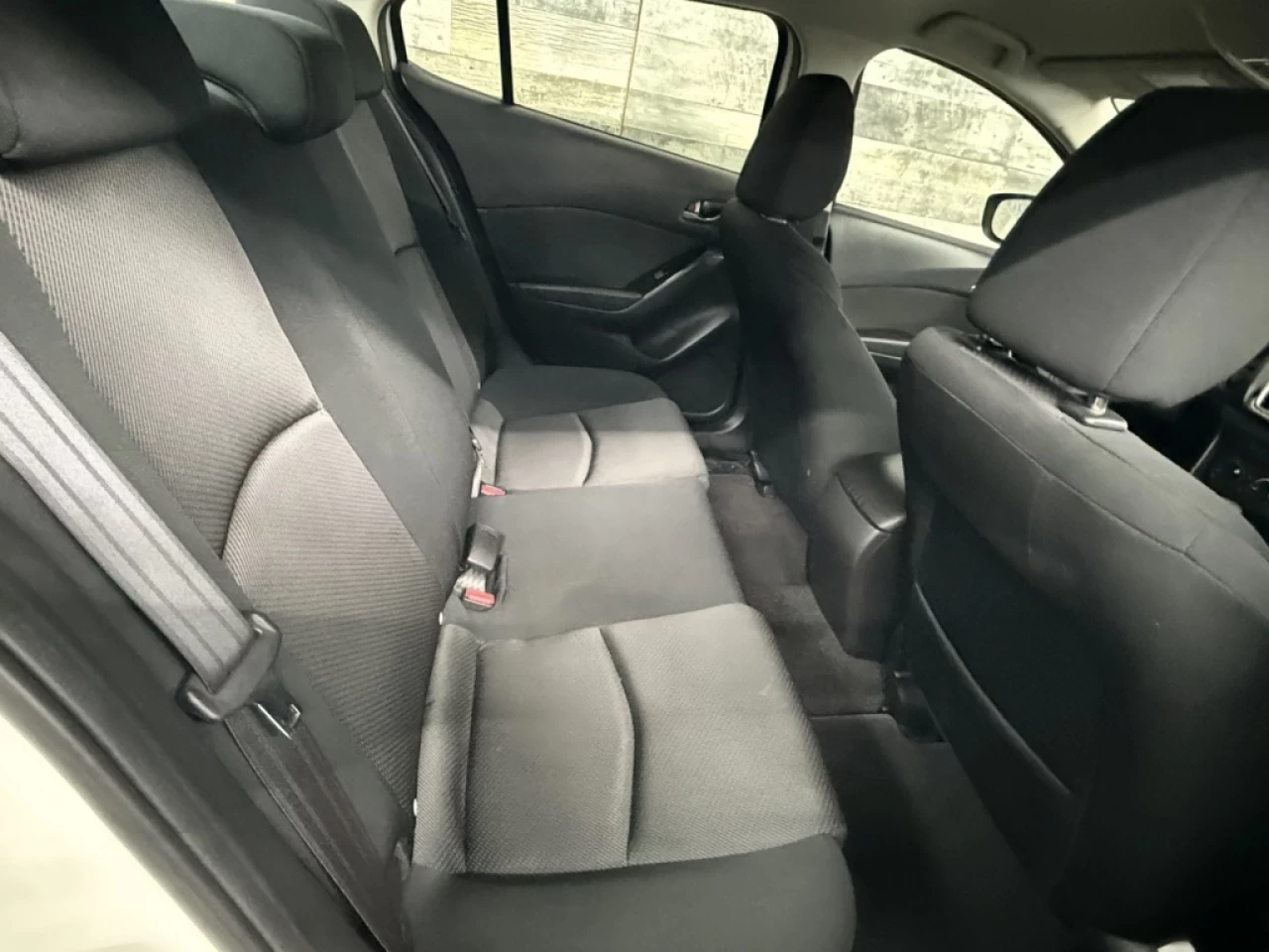 2017 Mazda Mazda3 GX AUTO CAM DE RECUL ** APPROUVÉ À 99.9% ** Image principale