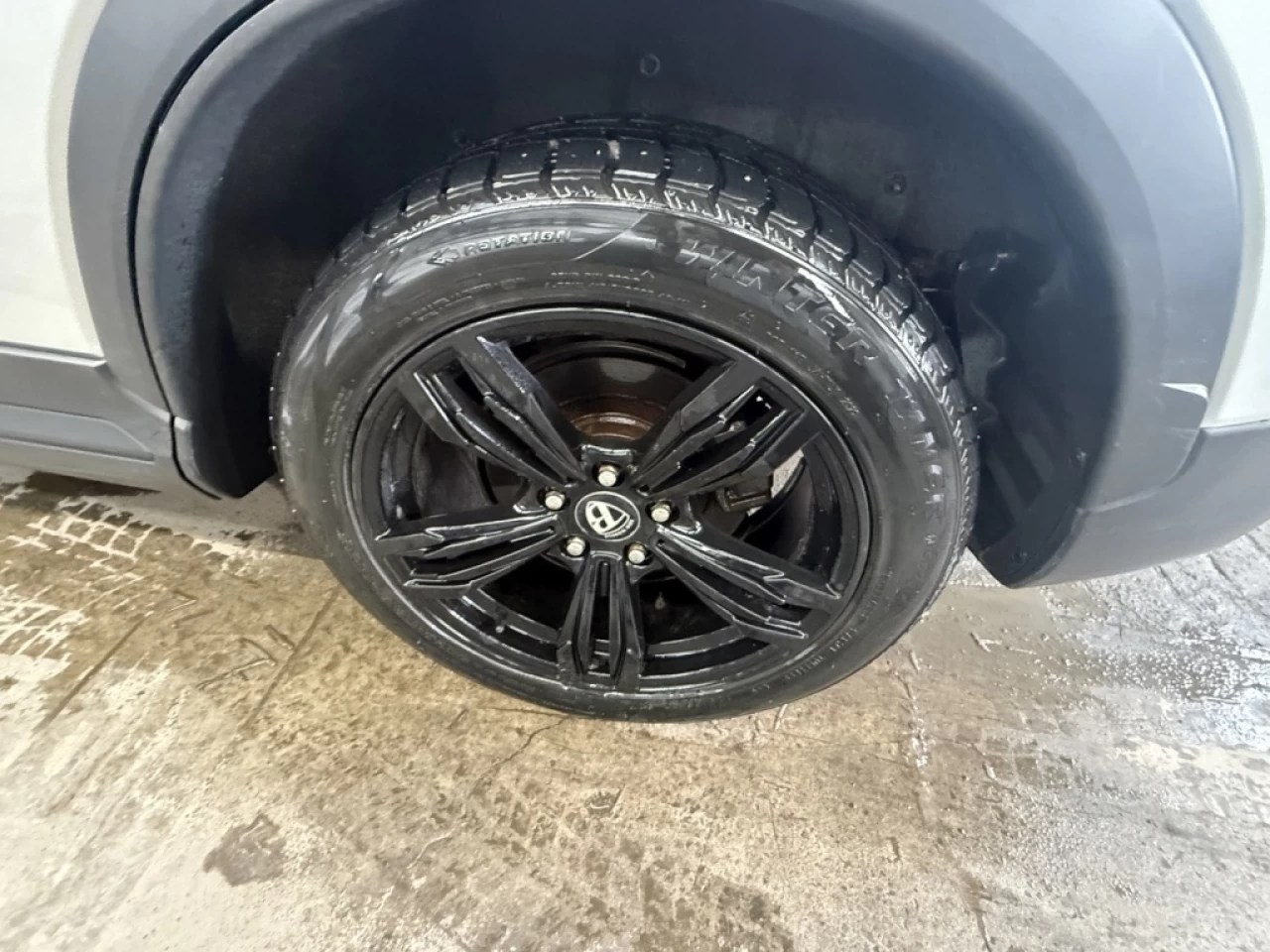 2020 Mitsubishi Eclipse Cross ES Main Image