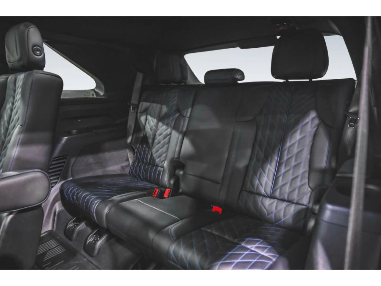 2025 Cadillac Escalade AWD 4dr Luxury 1 BLACK EDITION Image principale