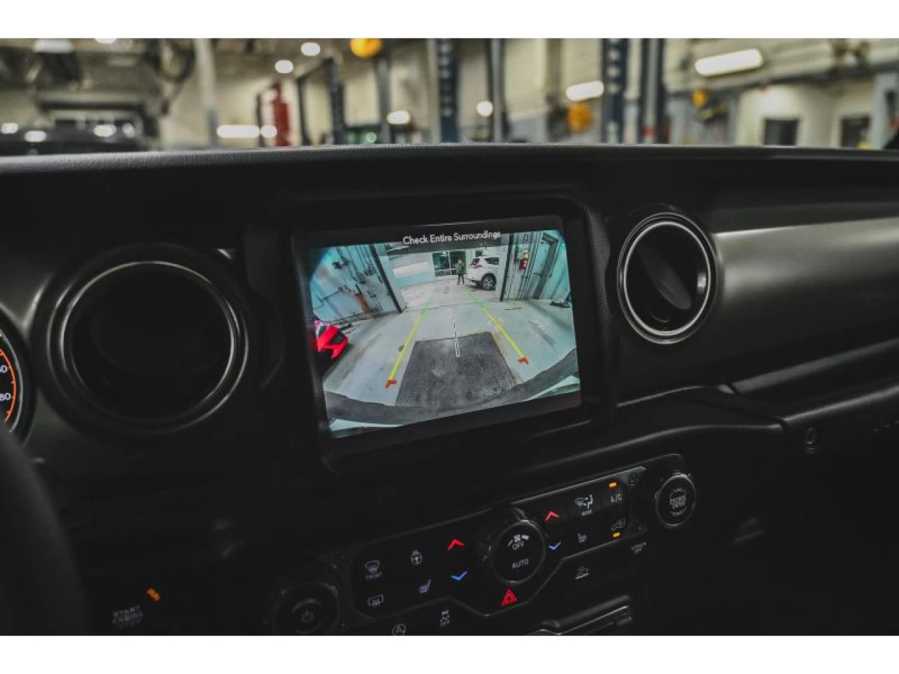 2023 Jeep Wrangler Rubicon 4 Door 4x4 toit sky one -touch Image principale