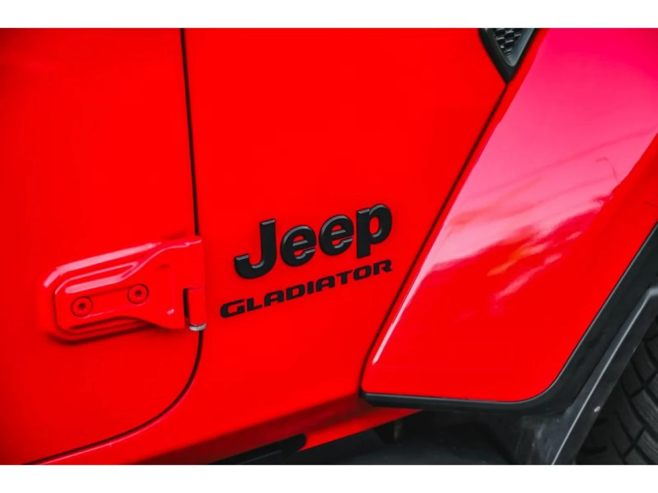 2023 Jeep Gladiator Willys 4X4 V6 Main Image