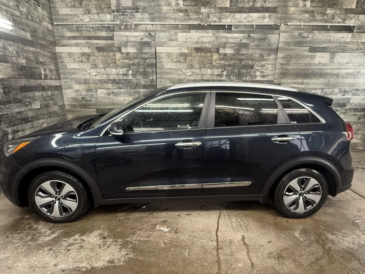 2019 Kia Niro EX HYBRID PLUG-IN CUIR TOIT **APPROUVÉ À 99.9%** Main Image