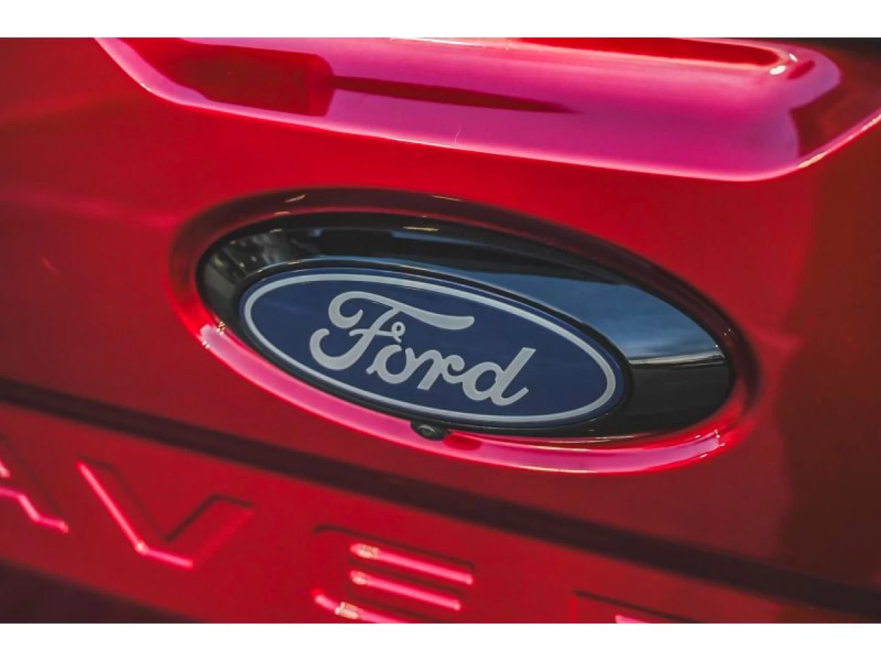 2025 Ford Maverick LARIAT CUIR Image principale