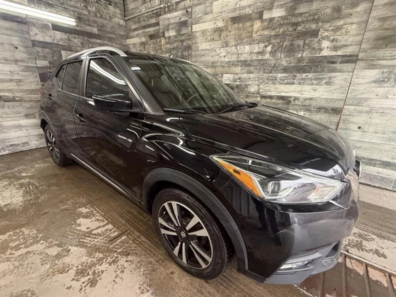 2019 Nissan Kicks SR CUIR ** APPROUVÉ À 99.9% ** Image principale