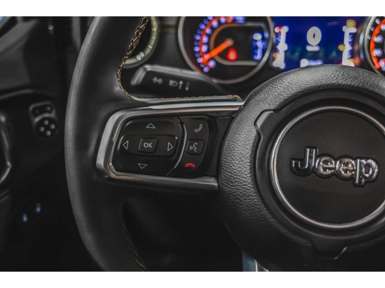 2023 Jeep Gladiator High Altitude 4x4 SAFETY GROUP V6 Image principale