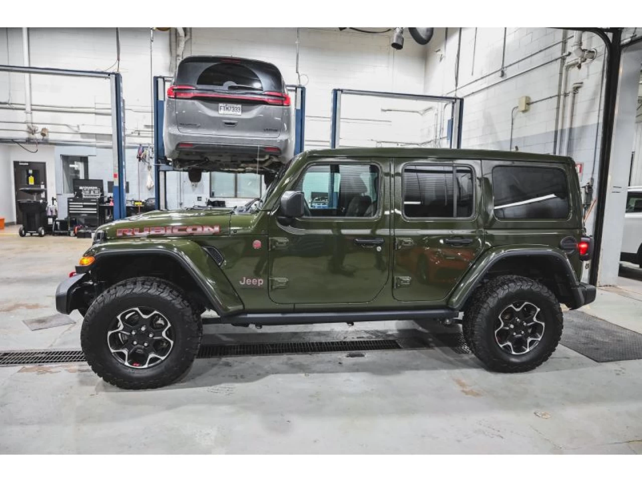 2023 Jeep Wrangler Rubicon 4 Door 4x4 toit sky one -touch Image principale