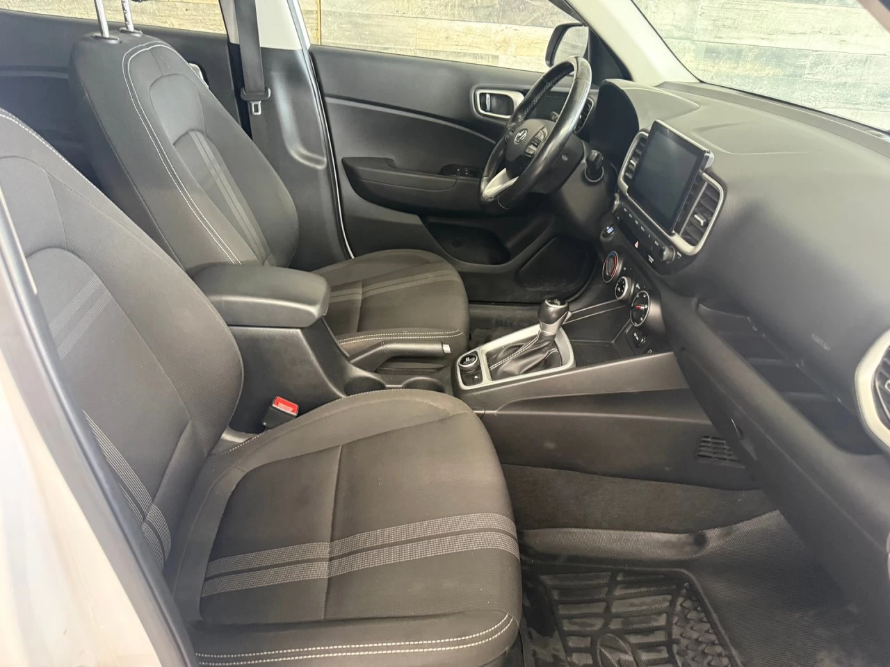 2021 Hyundai Venue Preferred Image principale