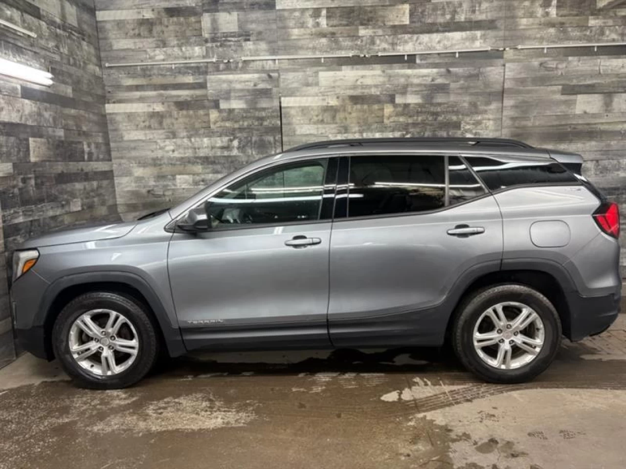 2018 GMC Terrain SLE Awd CamÉra de recul **ApprouvÉ À 99.9%** Image principale