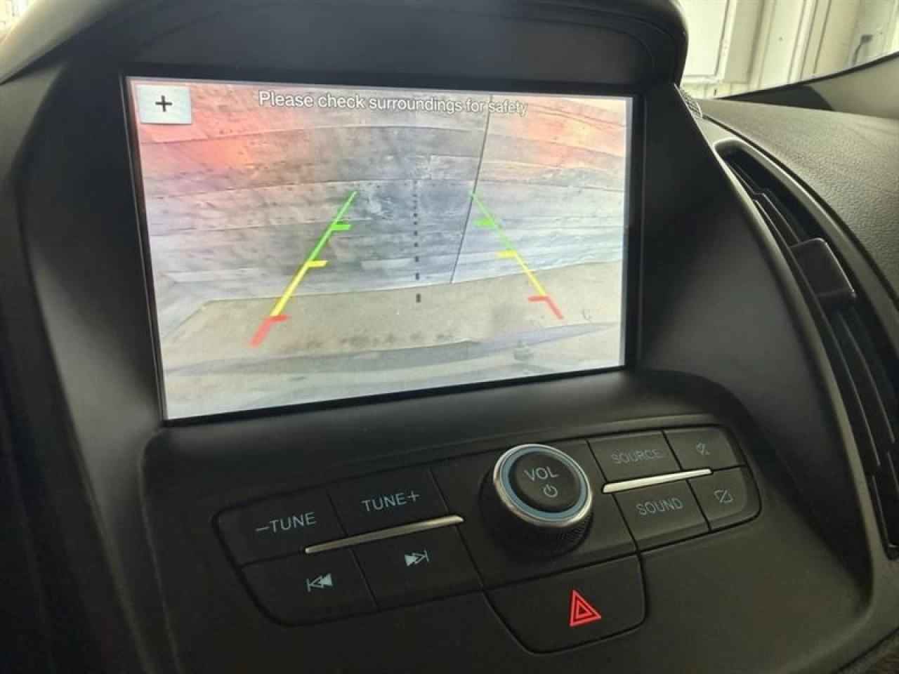2019 Ford Escape SE Image principale