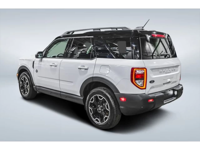 Ford Bronco Outer Banks 4x4 2025