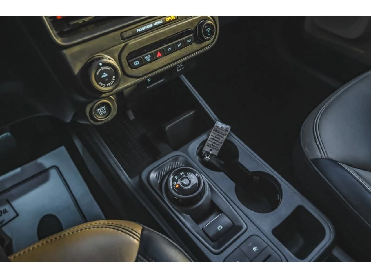 2025 Ford Maverick LARIAT CUIR Image principale