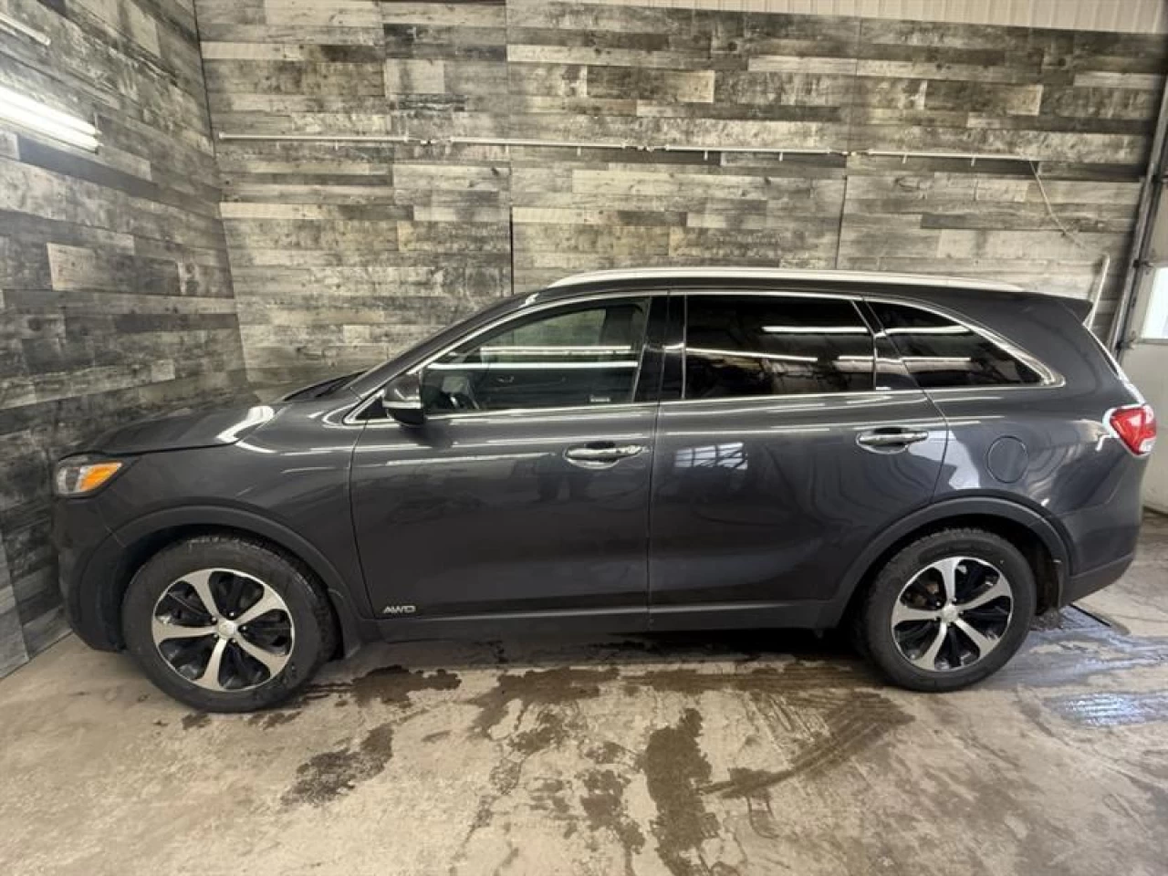 2018 Kia Sorento EX Turbo AWD CUIR **APPROUVÉ À 99.9%** Image principale