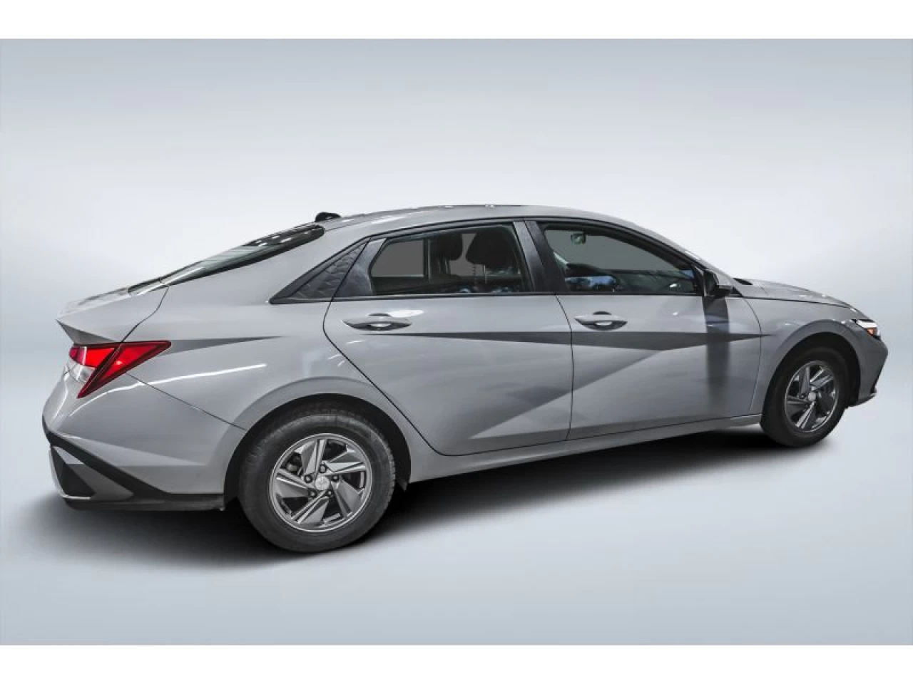 2025 Hyundai Elantra Essential IVT Image principale