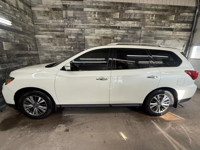 Nissan Pathfinder S 2018