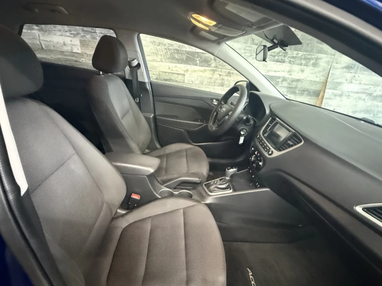 2019 Hyundai Accent PrivilÉgiÉ AUTO BLUETOOTH MAGS **APPROUVÉ À 99.9%* Image principale