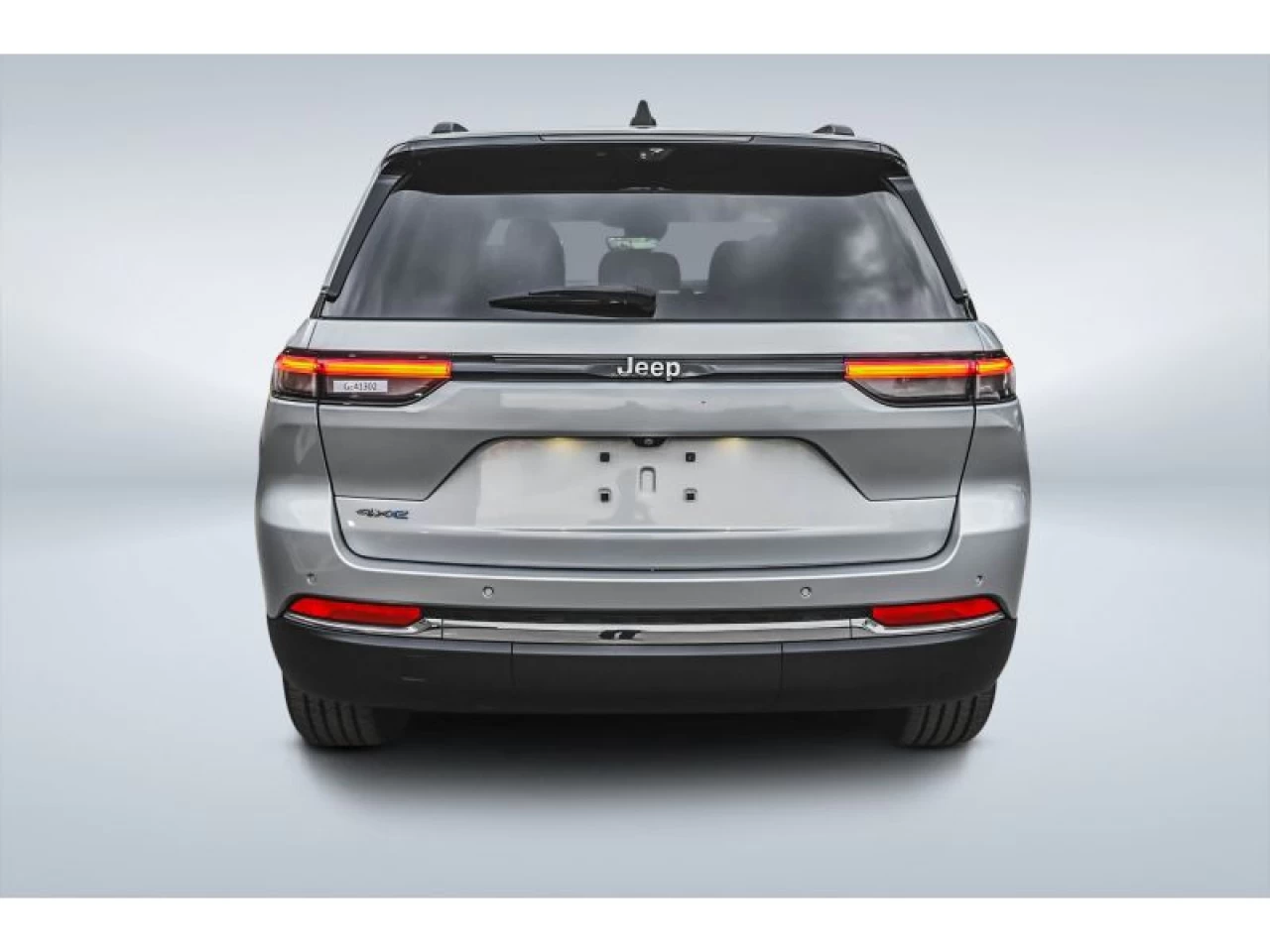 2022 Jeep Grand Cherokee 4xe 4x4 LUXURY REAR SEAT VIDEO PASSENGER SCREEN Image principale