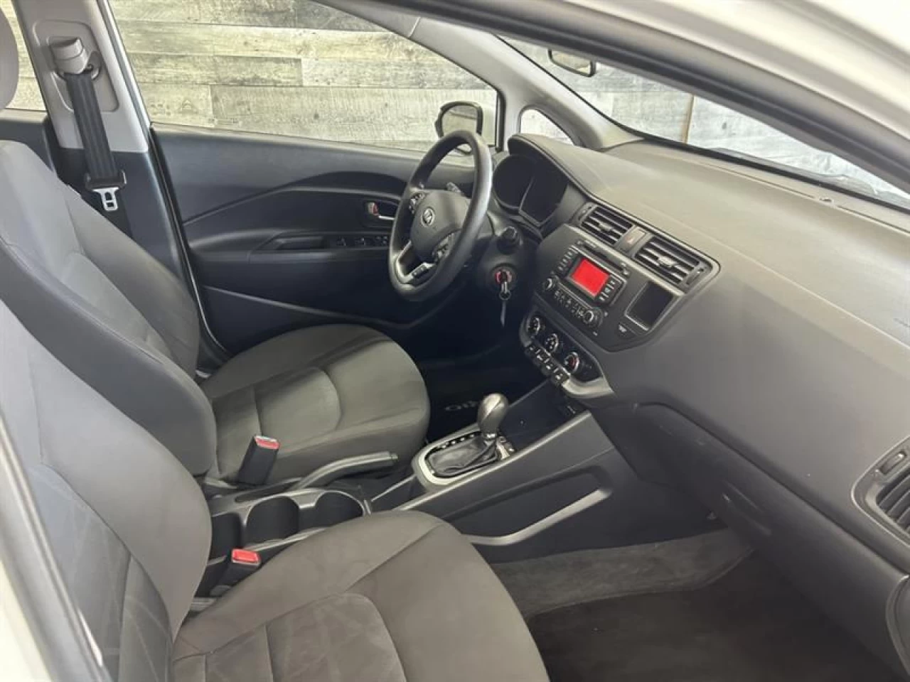 2014 Kia Rio LX Auto Bluetooth Mags ** APPROUVÉE 99,9% ** Image principale