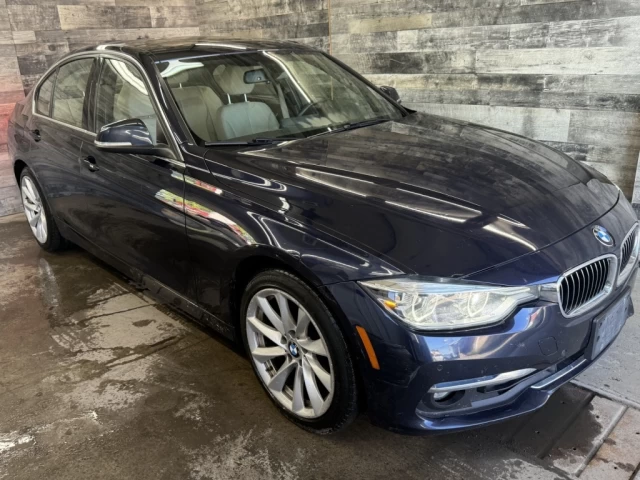 BMW 3 Series 328i xDrive AWD TOIT 2016