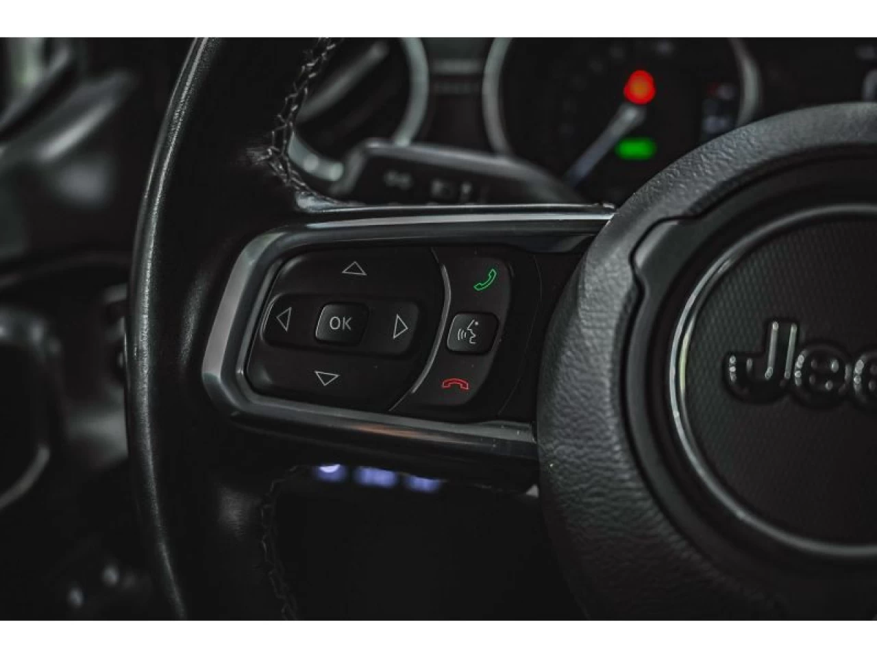 2022 Jeep Wrangler 4XE Unlimited Sahara 4x4 CUIR 2 TOITS Image principale