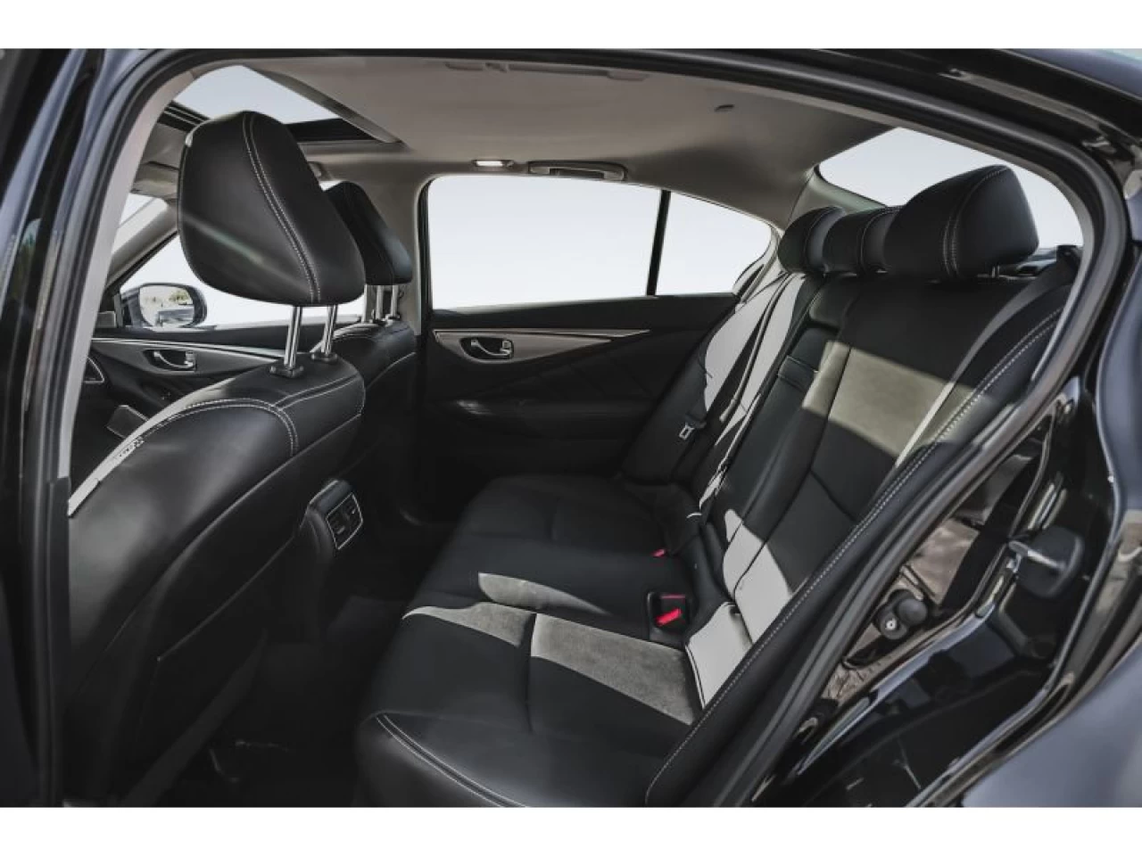 2024 Infiniti Q50 LUXE AWD CUIR TOIT OUVRANT Image principale