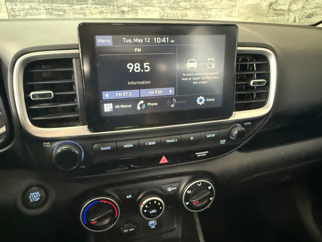 2021 Hyundai Venue Preferred Image principale