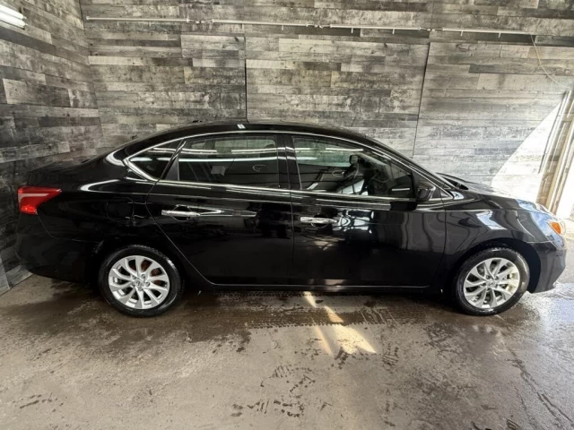 Nissan Sentra AUTO TOIT CAM DE RECUL 2019