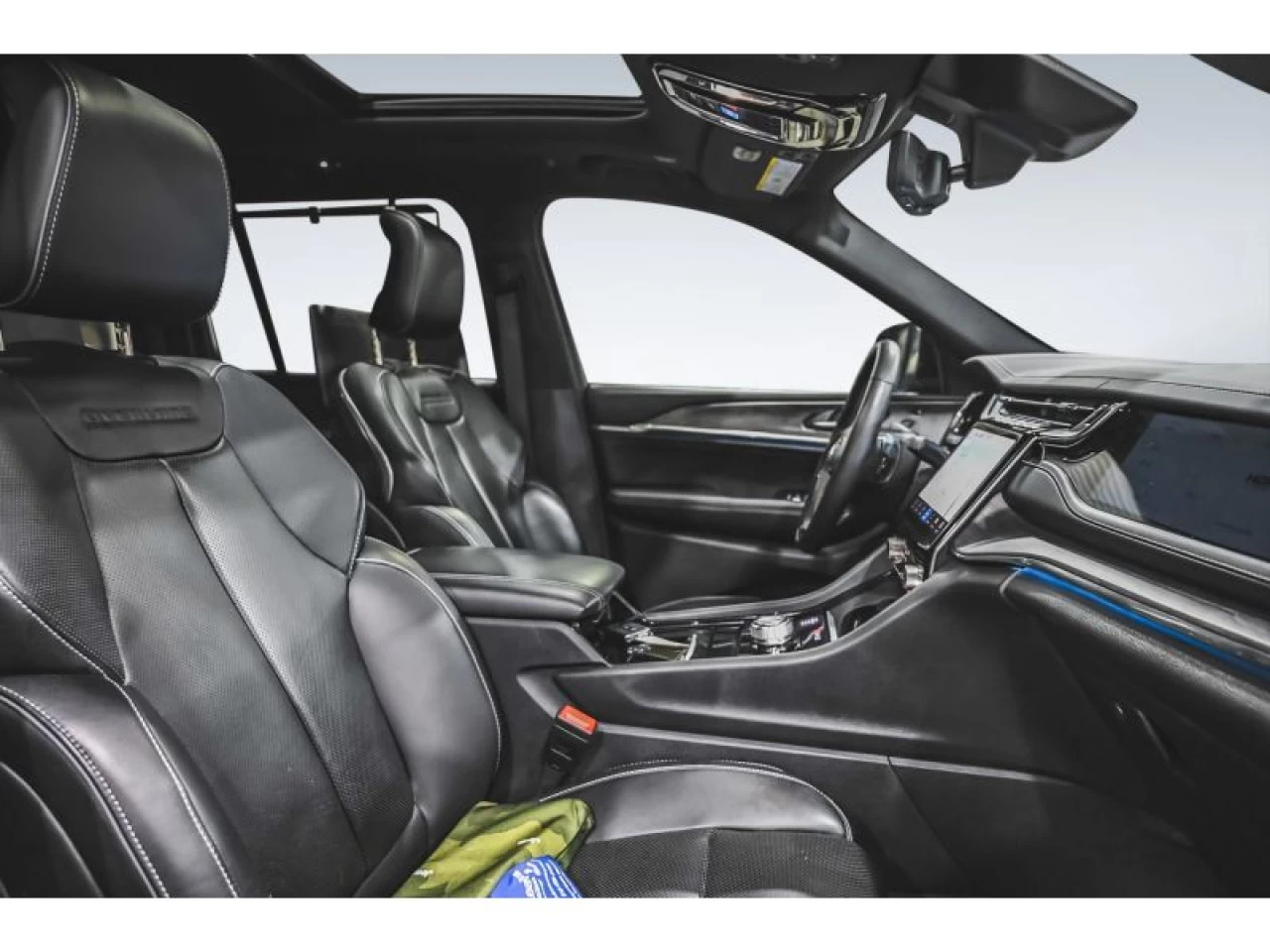 2023 Jeep Grand Cherokee 4xe Overland 4X4 Image principale
