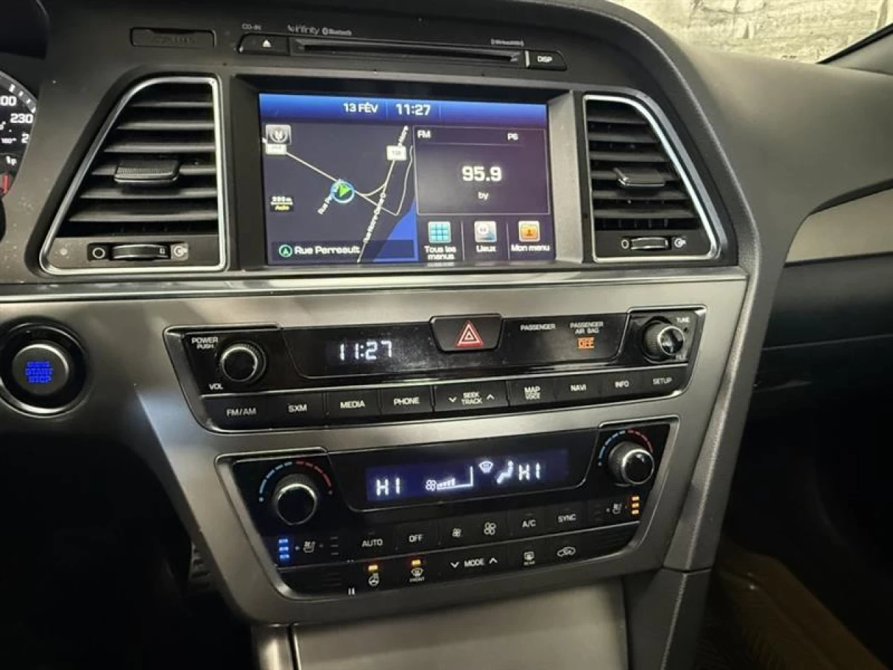 2016 Hyundai Sonata 2.0T Sport Ultimate CUIR NAV TOIT **APPROUVÉ À 99. Main Image